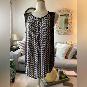 LOFT sleeveless geometric blouse , solid side panels and hidden buttons size L